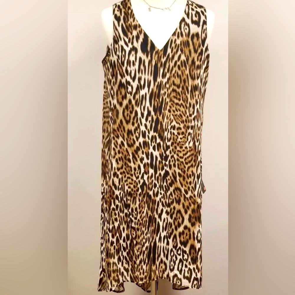 BRAND NEW  Zoe+Phoebe Sleeveless Dress in Leopard Print Hi-Lo